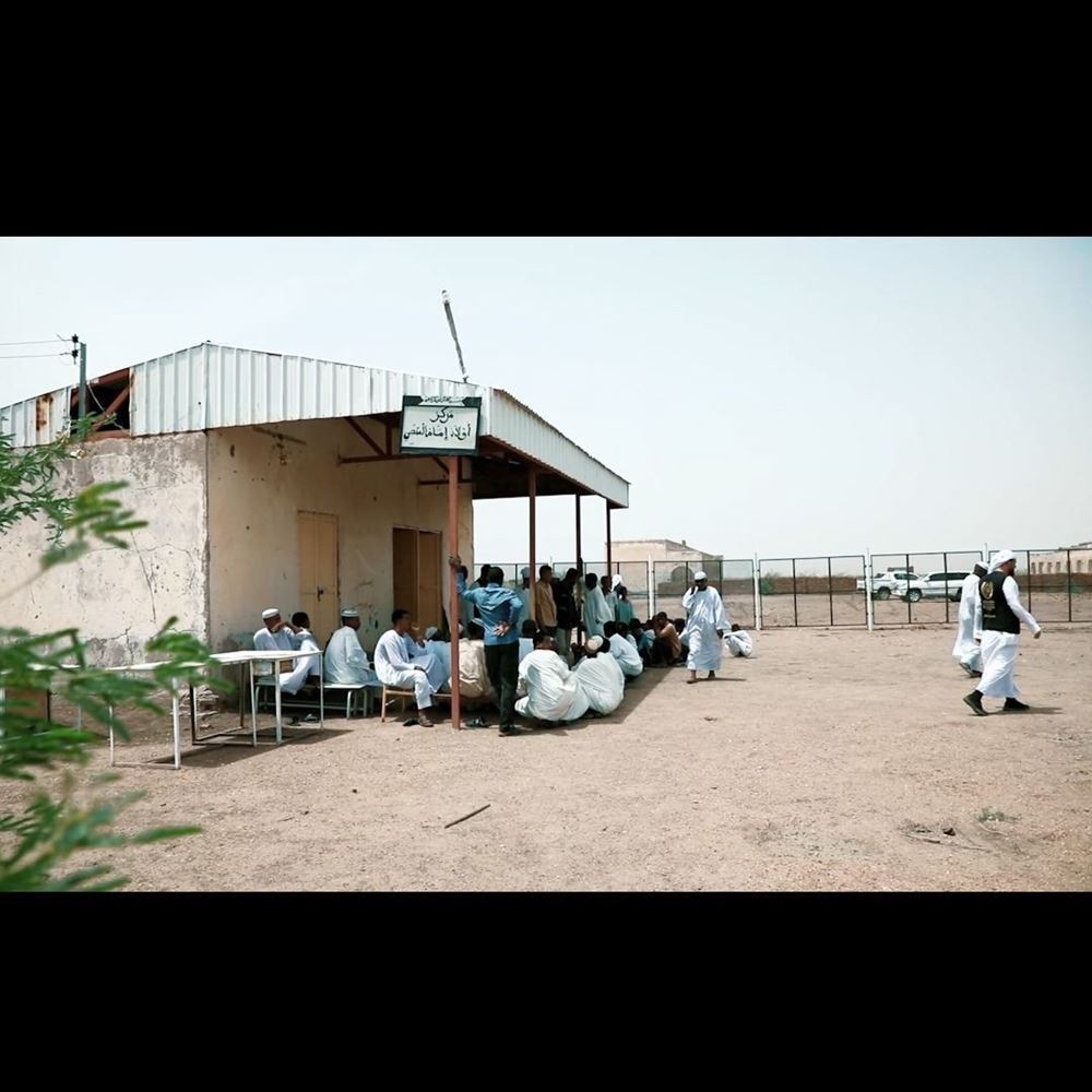 Picture of Providing a desert air conditioner with water for a health center (general)