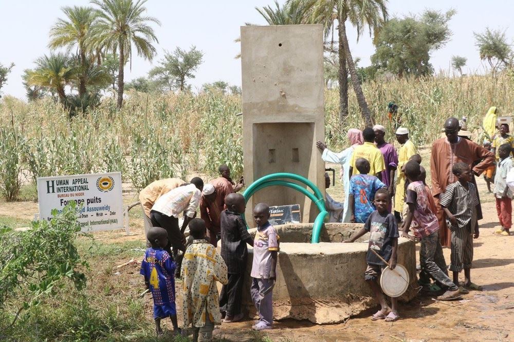 Picture of Digging the well of Muhammad Hassan Al Hammadi - may God have mercy on him